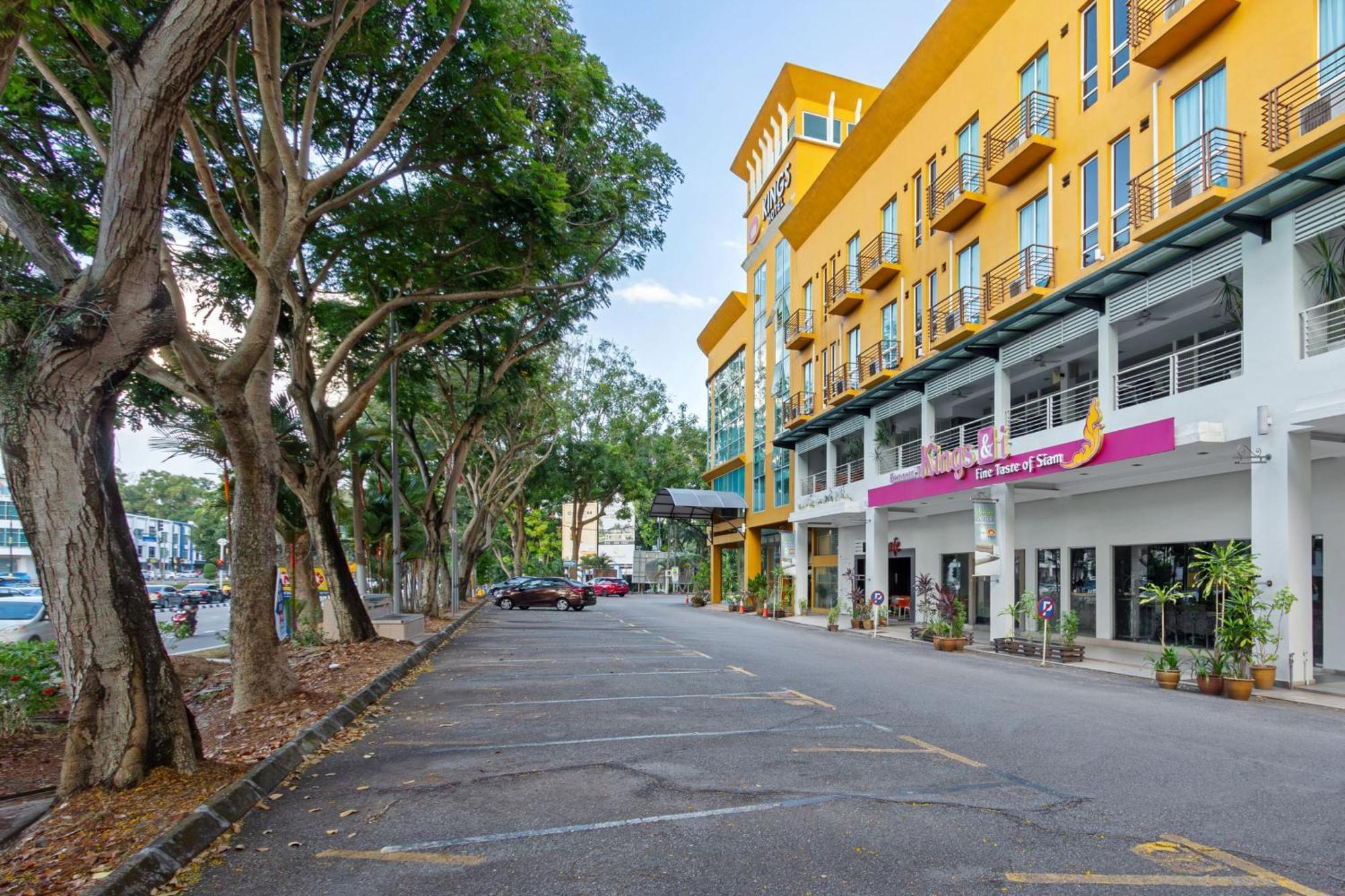 Kings Hotel Melaka Esterno foto