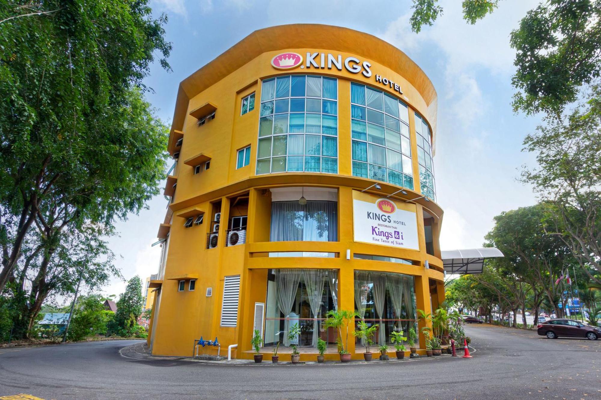 Kings Hotel Melaka Esterno foto